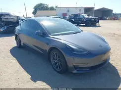 5YJ3E1EB2NF332951 2022 TESLA MODEL 3