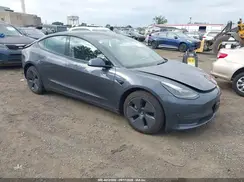5YJ3E1EB2NF334991 2022 TESLA MODEL 3