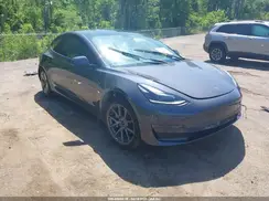 5YJ3E1EB2NF335641 2022 TESLA MODEL 3