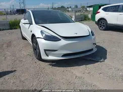 5YJ3E1EB2NF343027 2022 TESLA MODEL 3