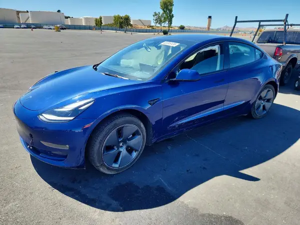 5YJ3E1EB2NF353833 2022 TESLA MODEL 3 - Image 1