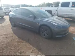 5YJ3E1EB2NF359910 2022 TESLA MODEL 3