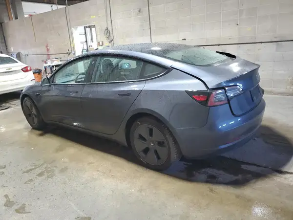 5YJ3E1EB2NF362225 2022 TESLA MODEL 3 - Image 2