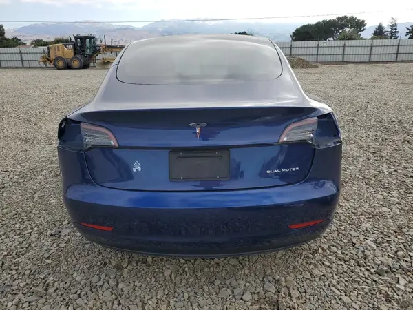 2022 TESLA MODEL 3 auction photo 6