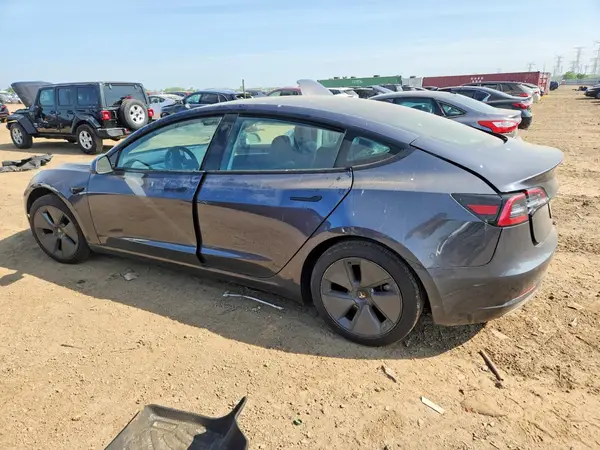 5YJ3E1EB2PF392991 2023 TESLA MODEL 3 - Image 2
