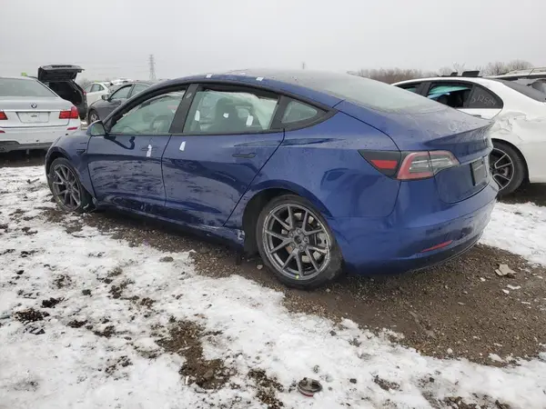 5YJ3E1EB2PF462778 2023 TESLA MODEL 3 - Image 2