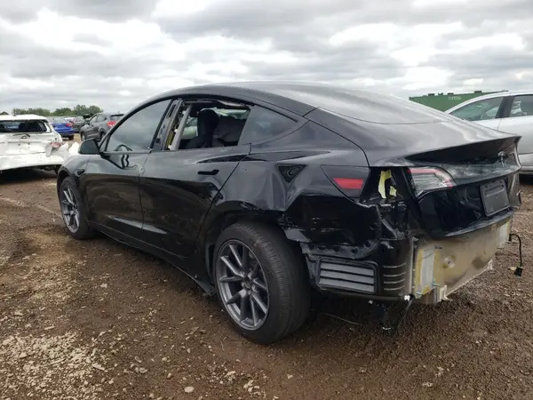 5YJ3E1EB2PF592589 2023 TESLA MODEL 3 - Image 2