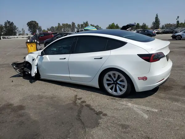 5YJ3E1EB2PF619239 2023 TESLA MODEL 3 - Image 2