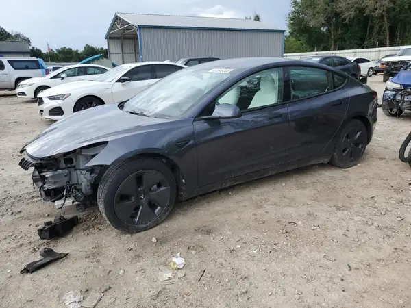 5YJ3E1EB2PF627938 2023 TESLA MODEL 3 - Image 1