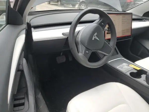 5YJ3E1EB2PF627938 2023 TESLA MODEL 3 - Image 8