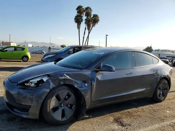 5YJ3E1EB2PF628779 2023 TESLA MODEL 3 - Image 1