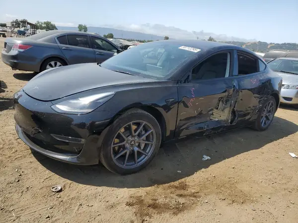 5YJ3E1EB2PF635392 2023 TESLA MODEL 3 - Image 1