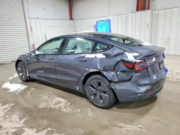 5YJ3E1EB2PF654251 2023 TESLA MODEL 3 - Image 2