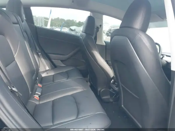 5YJ3E1EB2PF661944 2023 TESLA MODEL 3 - Image 8