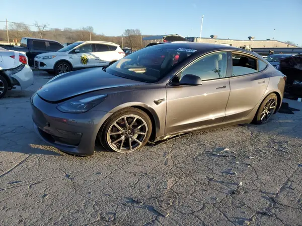 5YJ3E1EB2PF663340 2023 TESLA MODEL 3 - Image 1
