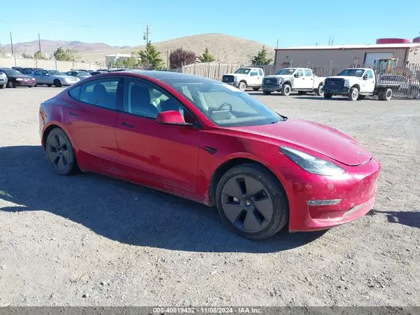 5YJ3E1EB2PF670546 2023 TESLA MODEL 3 - Image 1