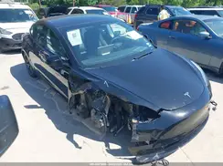 5YJ3E1EB2PF688173 2023 TESLA MODEL 3