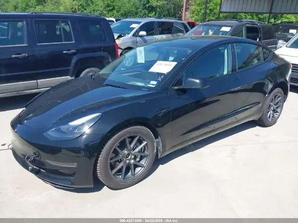 5YJ3E1EB2PF688173 2023 TESLA MODEL 3 - Image 2
