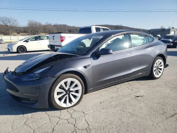 5YJ3E1EB2PF689095 2023 TESLA MODEL 3 - Image 1