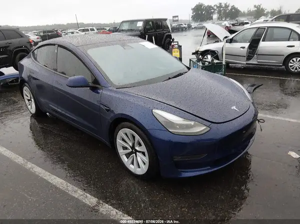 5YJ3E1EB2PF709510 2023 TESLA MODEL 3 - Image 1