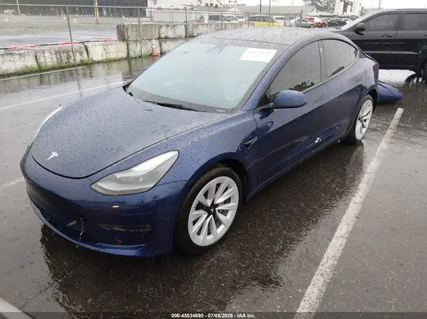 5YJ3E1EB2PF709510 2023 TESLA MODEL 3 - Image 2