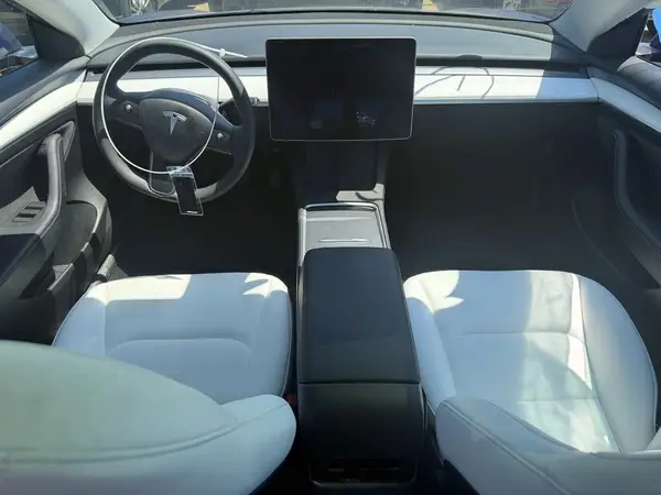 5YJ3E1EB2PF713492 2023 TESLA MODEL 3 - Image 8