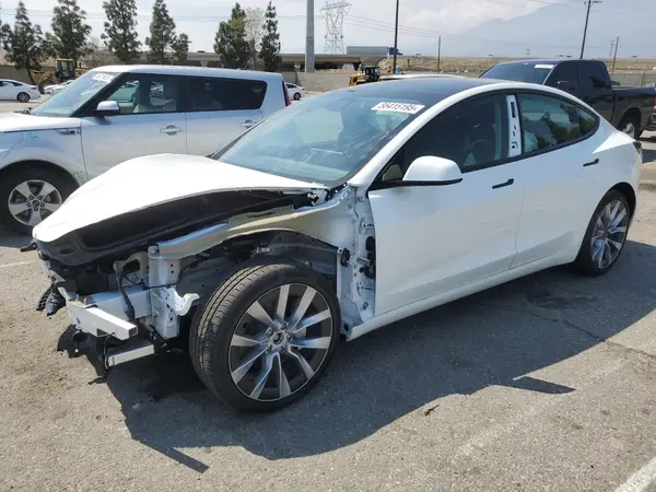 5YJ3E1EB2RF732711 2024 TESLA MODEL 3 - Image 1