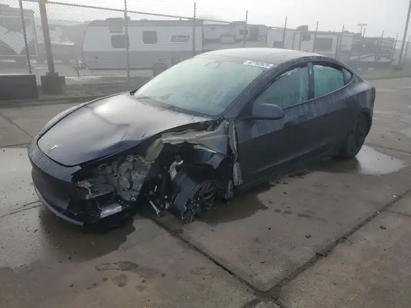 5YJ3E1EB2RF734247 2024 TESLA MODEL 3 - Image 1