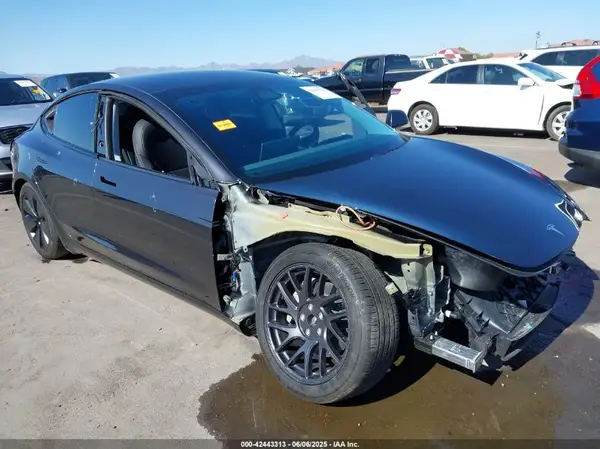 2024 TESLA MODEL 3 auction photo 6