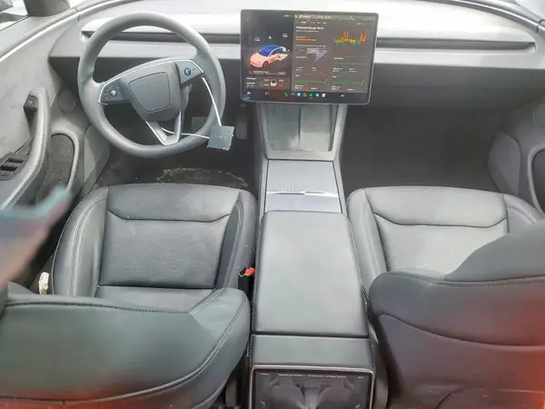 5YJ3E1EB2RF737584 2024 TESLA MODEL 3 - Image 8