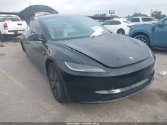 5YJ3E1EB2RF792469 2024 TESLA MODEL 3