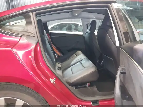 5YJ3E1EB2RF811148 2024 TESLA MODEL 3 - Image 8