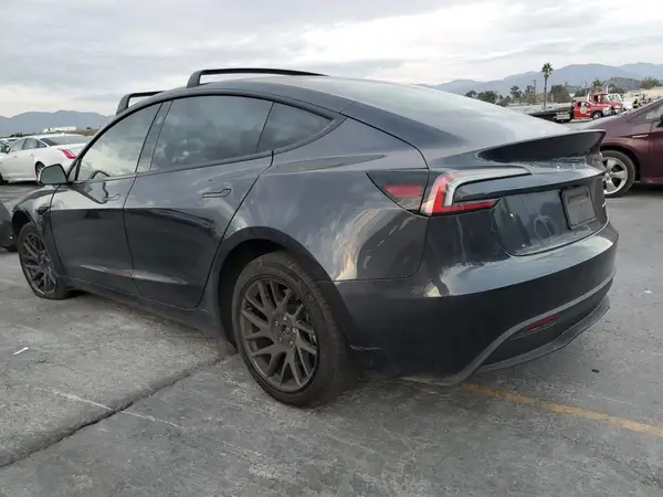 5YJ3E1EB2RF811487 2024 TESLA MODEL 3 - Image 2