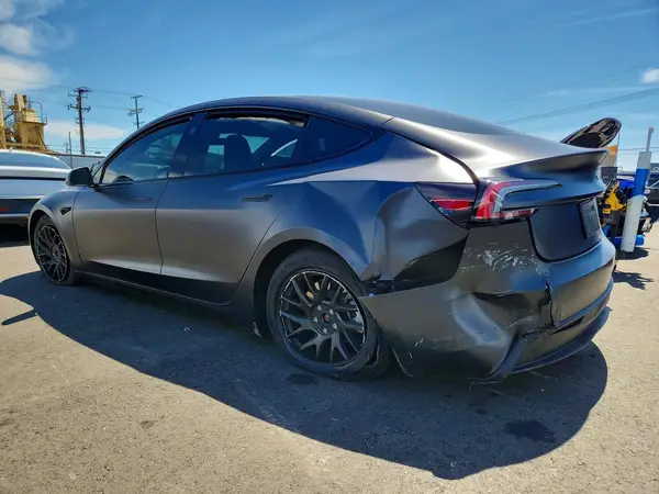 5YJ3E1EB2RF813529 2024 TESLA MODEL 3 - Image 2