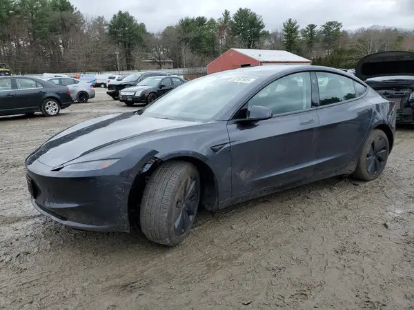 5YJ3E1EB2RF816463 2024 TESLA MODEL 3 - Image 1