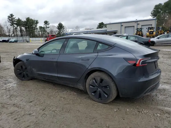 5YJ3E1EB2RF816463 2024 TESLA MODEL 3 - Image 2