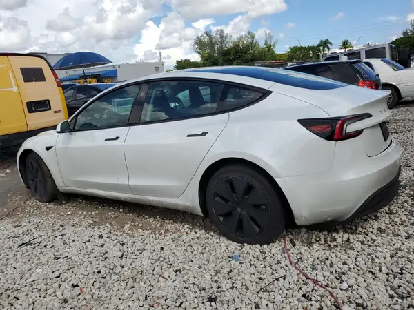 5YJ3E1EB2RF816947 2024 TESLA MODEL 3 - Image 2