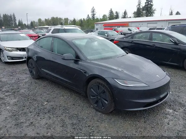 5YJ3E1EB2RF817595 2024 TESLA MODEL 3 - Image 1