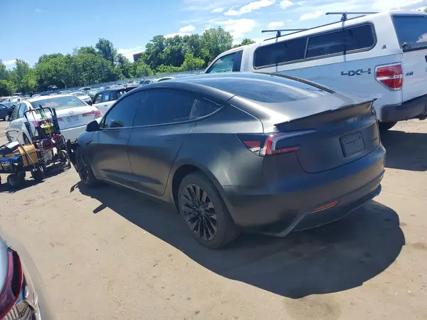 5YJ3E1EB2RF819024 2024 TESLA MODEL 3 - Image 2