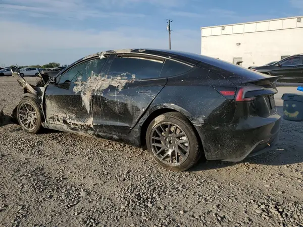 5YJ3E1EB2RF854887 2024 TESLA MODEL 3 - Image 2