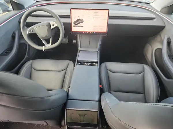 5YJ3E1EB2SF003548 2025 TESLA MODEL 3 - Image 8