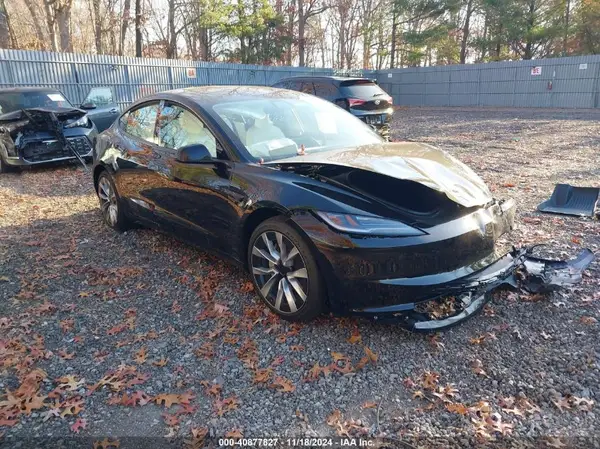 5YJ3E1EB2SF875728 2025 TESLA MODEL 3 - Image 1
