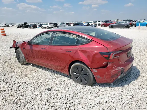 5YJ3E1EB2SF908520 2025 TESLA MODEL 3 - Image 2