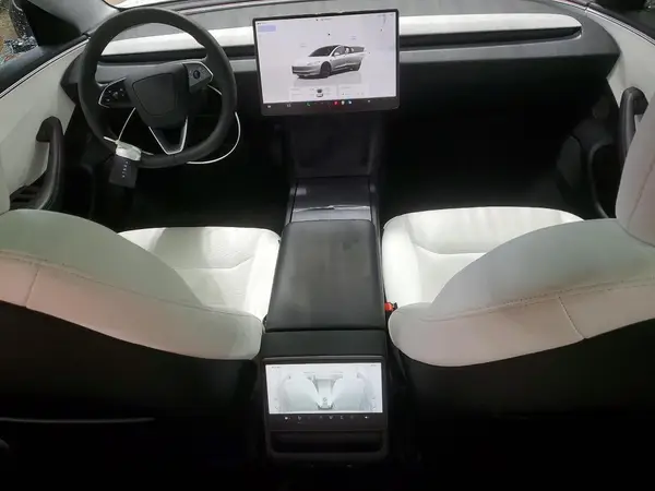 5YJ3E1EB2SF919968 2025 TESLA MODEL 3 - Image 8