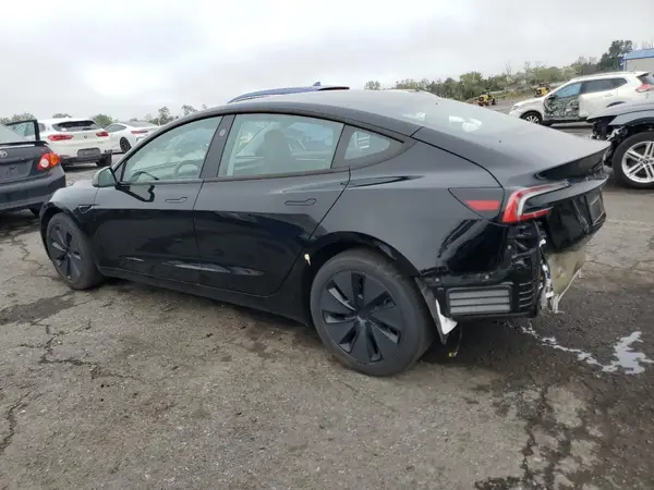 5YJ3E1EB2SF928881 2025 TESLA MODEL 3 - Image 2