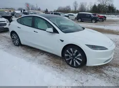 5YJ3E1EB2SF942585 2025 TESLA MODEL 3