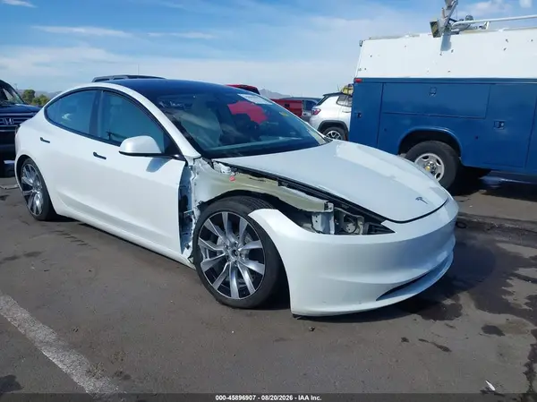 5YJ3E1EB2SF952212 2025 TESLA MODEL 3 - Image 1