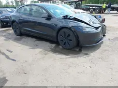 5YJ3E1EB2TF117924 2026 TESLA MODEL 3