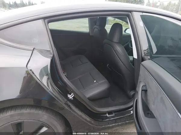 5YJ3E1EB2TF132536 2026 TESLA MODEL 3 - Image 8