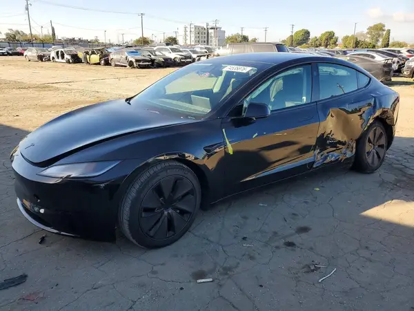 5YJ3E1EB2TF177475 2026 TESLA MODEL 3 - Image 1